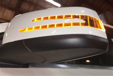 Thumbnail 2: 2015-2020 MERCEDES GLA (X156) LEFT DOOR MIRROR HEATED MEMORY BLIND SPOT (WHITE)