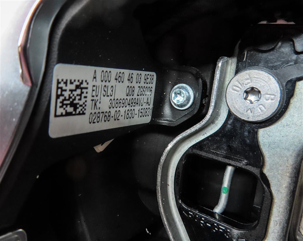 Thumbnail 6: 15-20 MERCEDES B GLA CLASS (W242 X156) 3-SPOKE STEERING WHEEL w/ SHIFT PADDLES