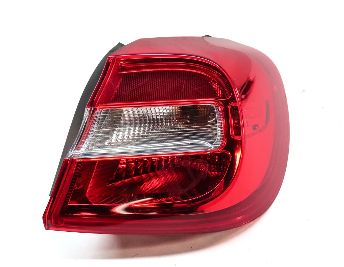 Thumbnail 3: 15-20 MERCEDES GLA250 W156 REAR RIGHT PASSENGER OUTER QUARTER TAILLIGHT LAMP
