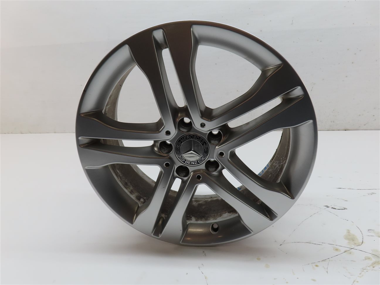 Thumbnail 2: 15-17 MERCEDES GLA250 (X156) 18x7 ALUMINUM ALLOY 5-DOUBLE SPOKE WHEEL RIM 