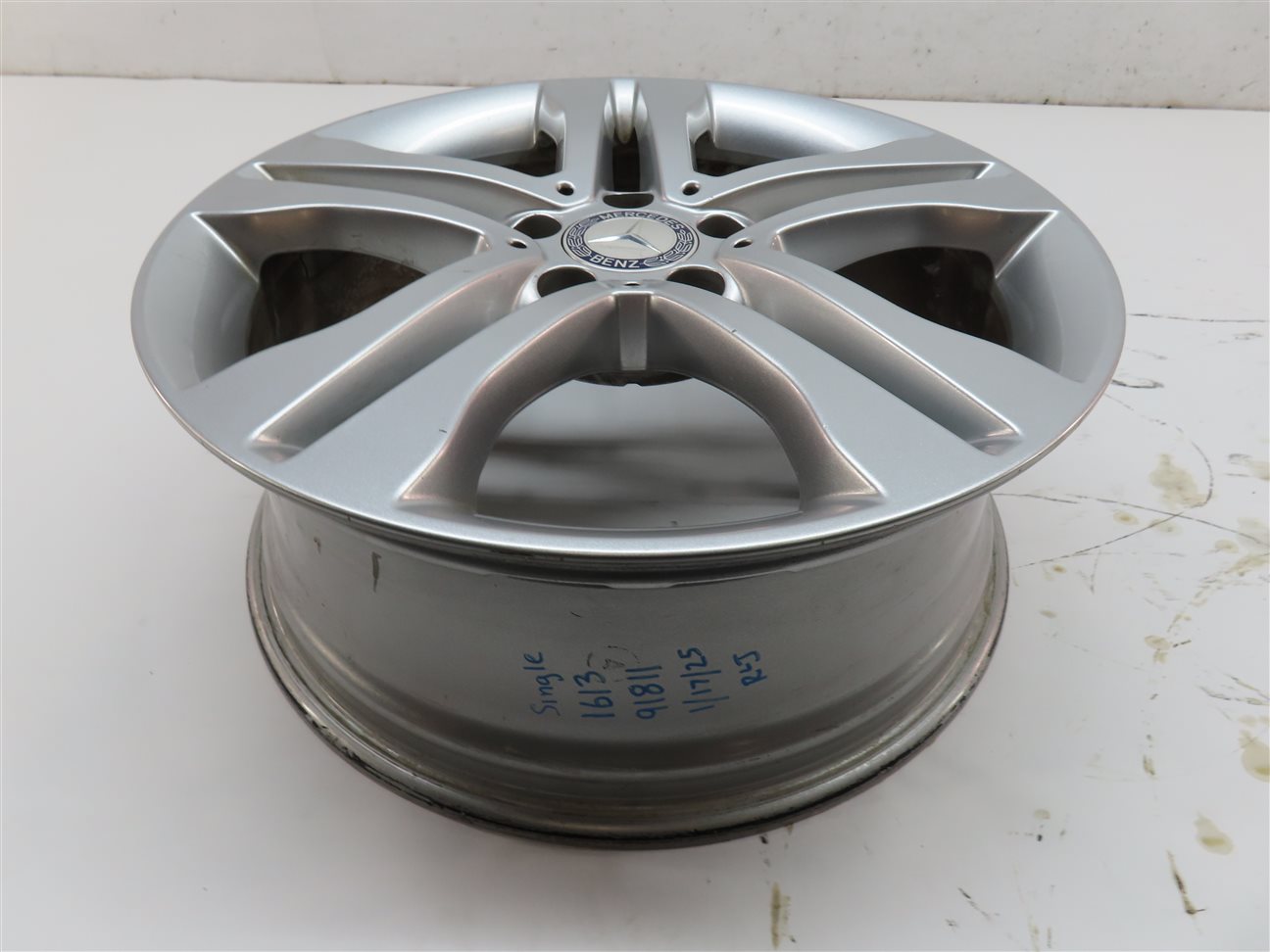 Thumbnail 3: 15-17 MERCEDES GLA250 (X156) 18x7 ALUMINUM ALLOY 5-DOUBLE SPOKE WHEEL RIM 