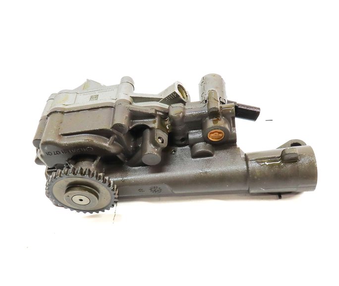 Thumbnail 2: 2016 MERCEDES GLA250 (X156) 2.0L TURBO (M270) ENGINE MOTOR OIL FLUID PUMP