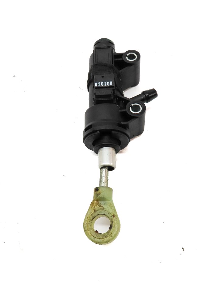 Thumbnail 4: 2008 BMW Z4 CONVERTIBLE (E85) 3.0L (N52) ENGINE CLUTCH MASTER CYLINDER