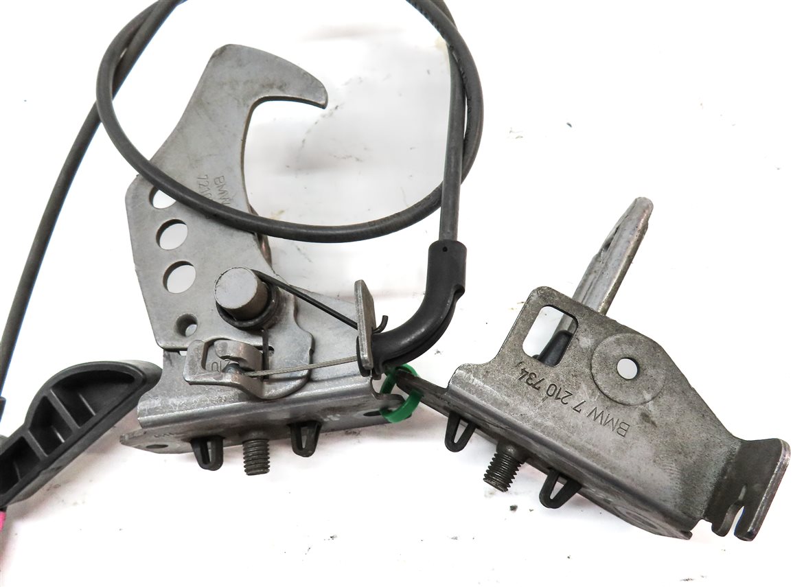 Thumbnail 6: 2012 BMW X3 (F25) FRONT HOOD SAFETY CATCH HOOK w/ RELEASE LEVER & CABLE