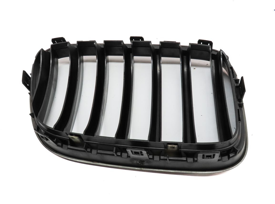 Thumbnail 6: 2011-2017 BMW X3 (F25) FRONT LEFT & RIGHT HOOD KIDNEY GRILLE SET (TITANIUM FINS)