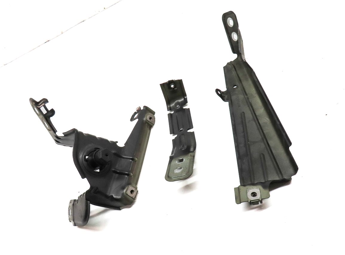 Thumbnail 3: 2012 BMW X3 (F25) FRONT RIGHT PASSENGER FENDER MOUNT BRACKET SET 3