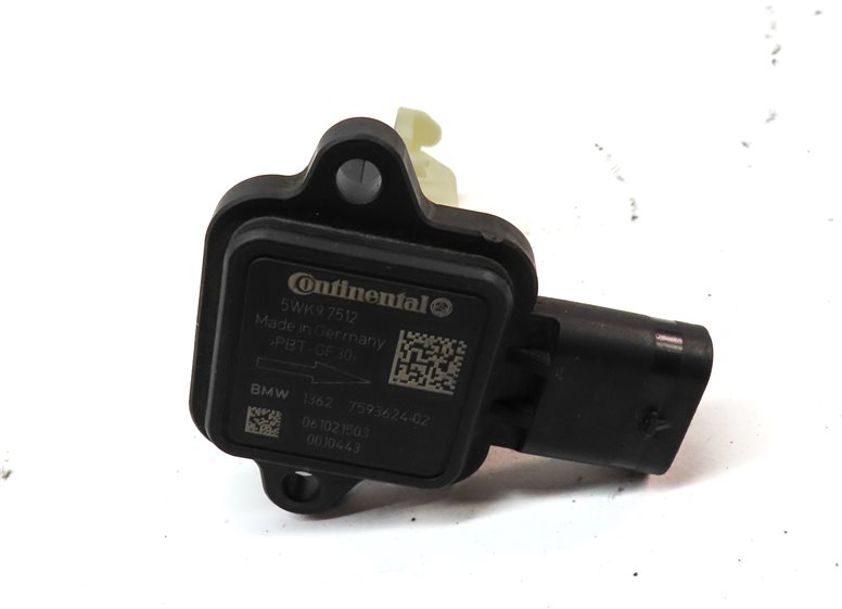 Thumbnail 5: 10-18 BMW 335i 535i X5 X6 (E83 E87 E90 F10 F15) 3.0L ENGINE MASS AIR FLOW SENSOR