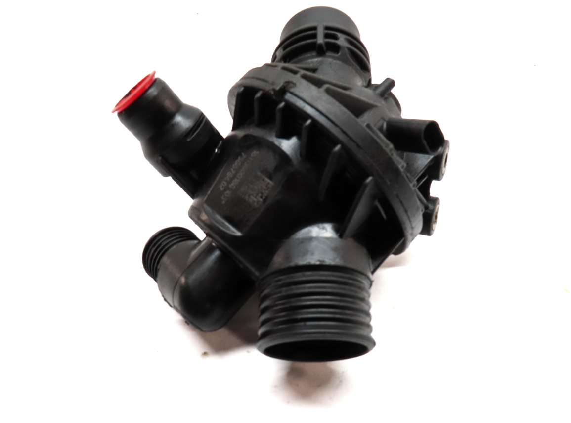 Thumbnail 5: 2012 BMW X3 (F25) 3.0L TURBO (N55) ENGINE THERMOSTAT HOUSING