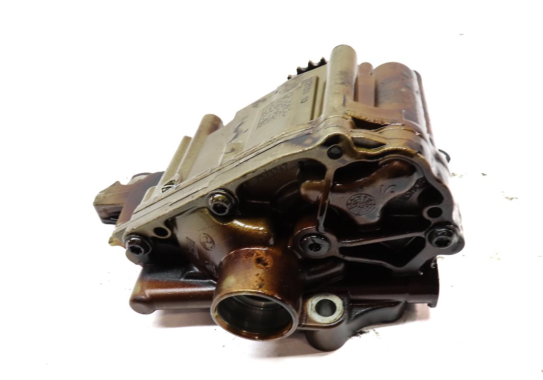 Thumbnail 4: 2012 BMW X3 (F25) 3.0L TURBO (N55) ENGINE OIL PUMP