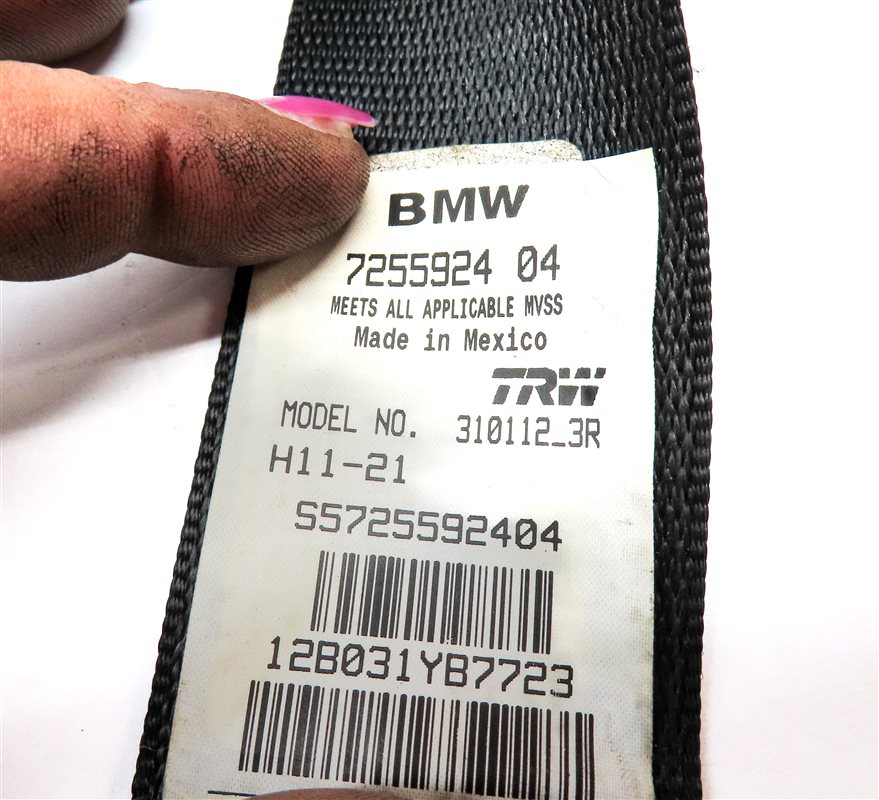 Thumbnail 5: 2012 BMW X3 (F25) REAR CENTER 2ND ROW SEATBELT SEAT BELT RETRACTOR (Black)