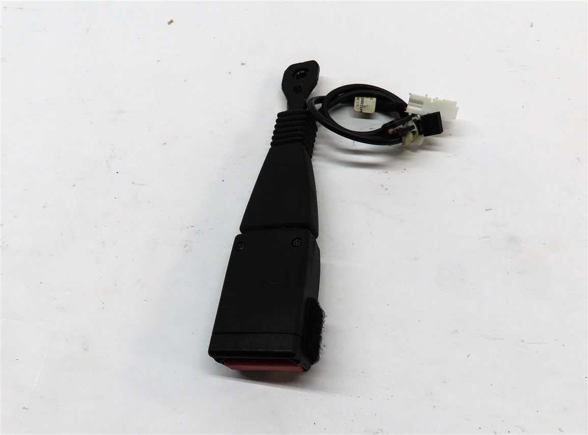 Thumbnail 5: 2011-2018 BMW X3 X4 (F25 F26) FRONT LEFT DRIVER SEATBELT BUCKLE RECEIVER