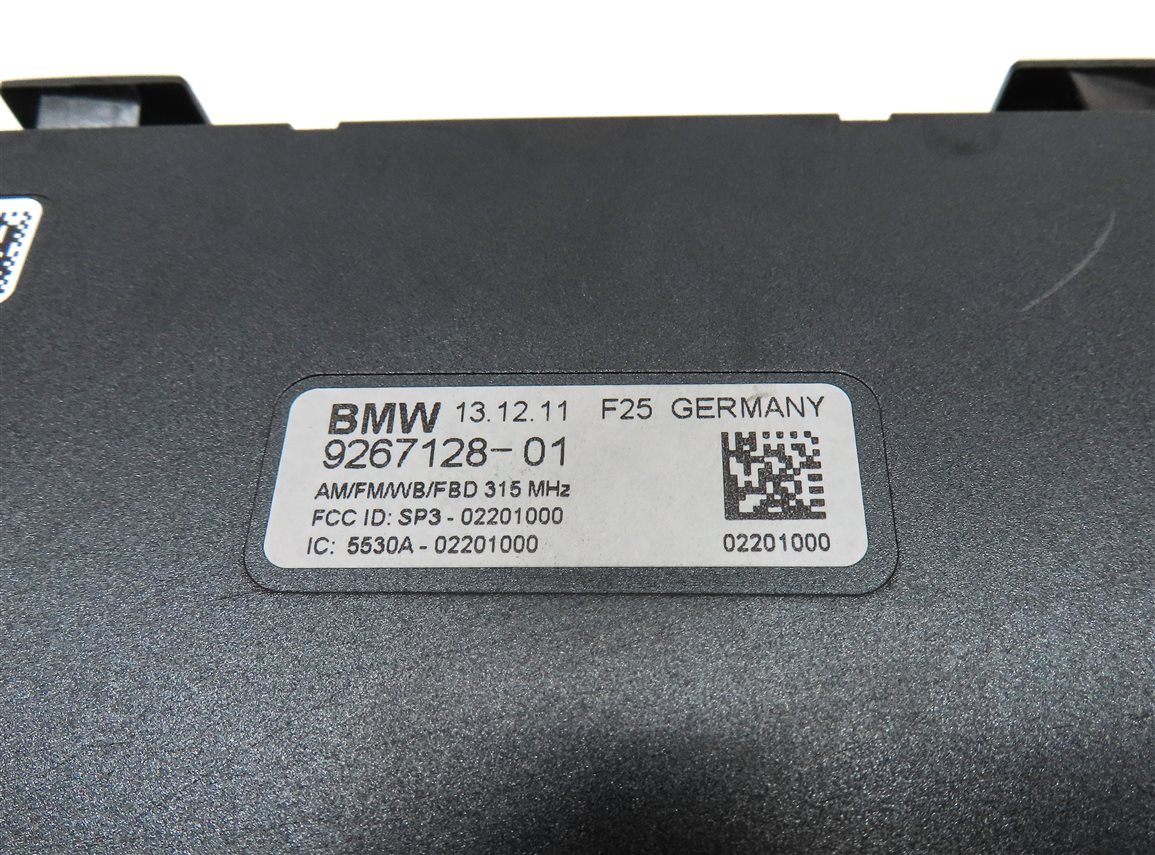 Thumbnail 4: 2012 BMW X3 (F25) STEREO RADIO ANTENNA DIVERSITY CONTROL MODULE