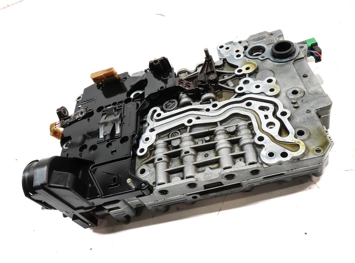Thumbnail 3: 2011-2014 BMW X3 (F25) A/T 35iX 8HP-45 8 SPEED AUTOMATIC TRANSMISSION VALVE BODY