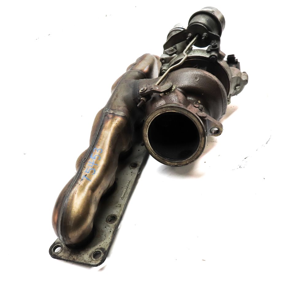 Thumbnail 5: 11-17 BMW X3 (F25) 3.0T 3.0L N55 ENGINE TURBO TURBOCHARGER w/ EXHAUST MANIFOLD