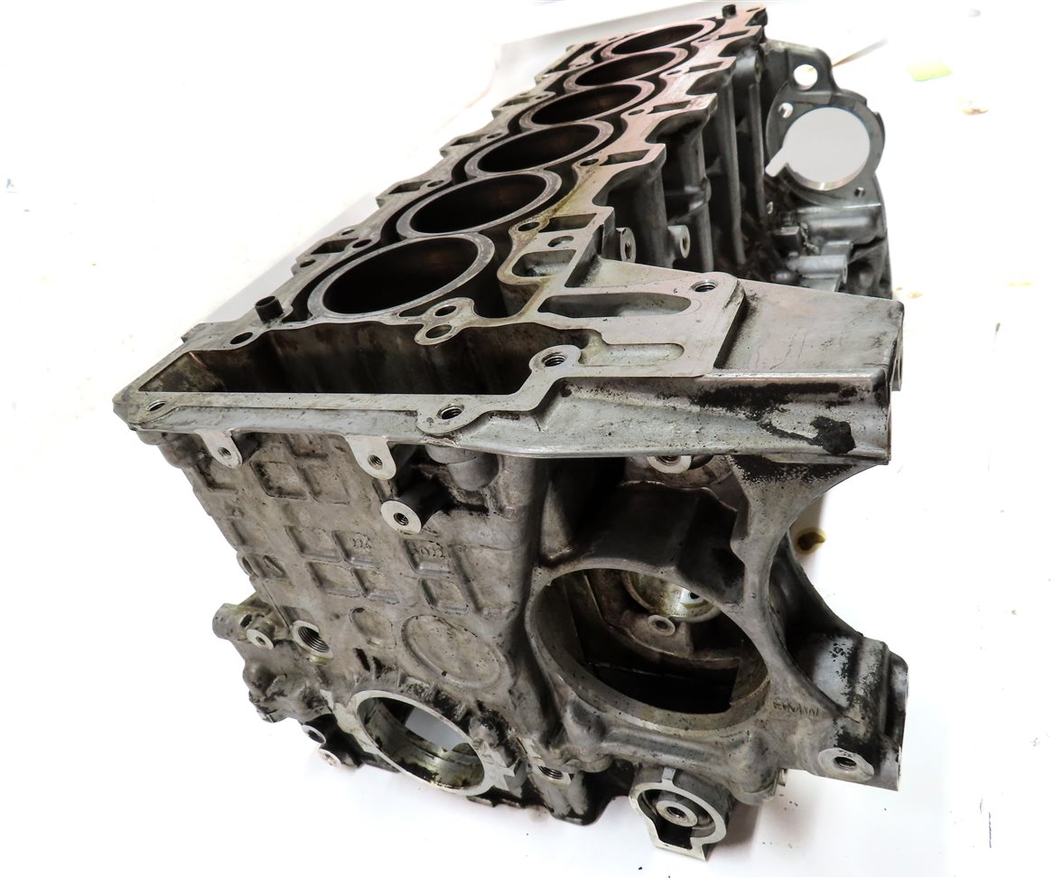 Thumbnail 6: 10-12 BMW 135i 335i 535i X3 X5 (E90 F10 E70 E71) 3.0L N55 ENGINE CYLINDER BLOCK