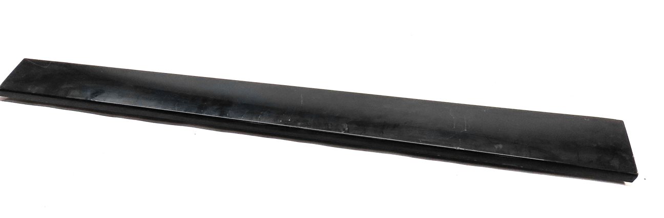 11-18 BMW X3 X4 (F25 F26) FRONT RIGHT LOWER DOOR MOULDING TRIM (w/ M PACKAGE)