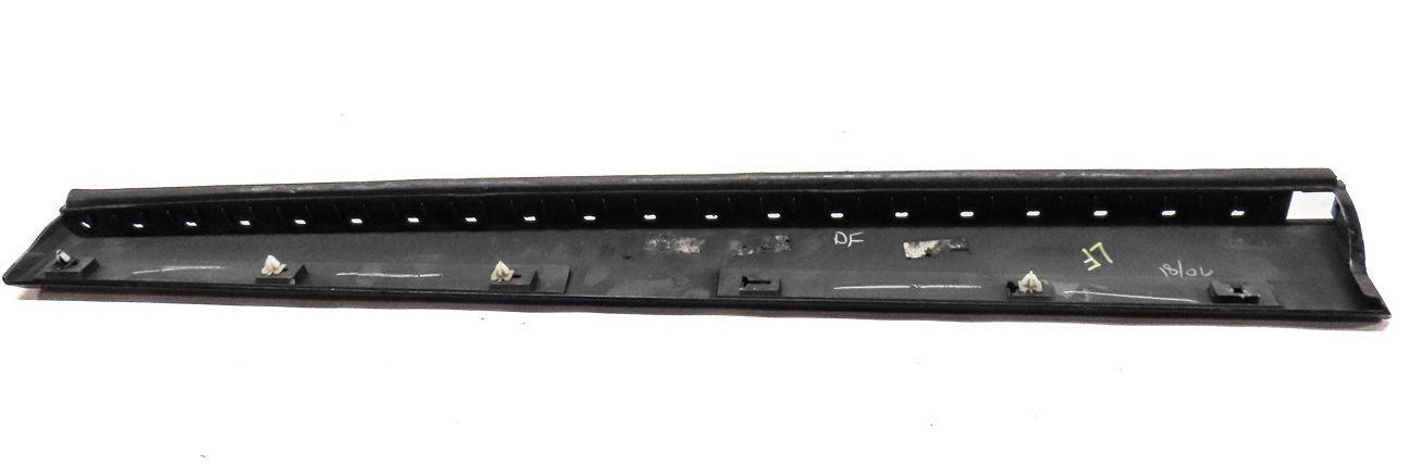 Thumbnail 5: 11-18 BMW X3 X4 (F25 F26) FRONT LEFT LOWER DOOR MOULDING TRIM (FOR w/ M PACKAGE)