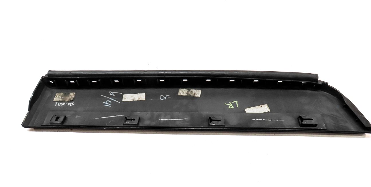 Thumbnail 5: 11-18 BMW X3 X4 (F25 F26) REAR LEFT LOWER DOOR MOULDING TRIM (FOR w/ M PACKAGE)