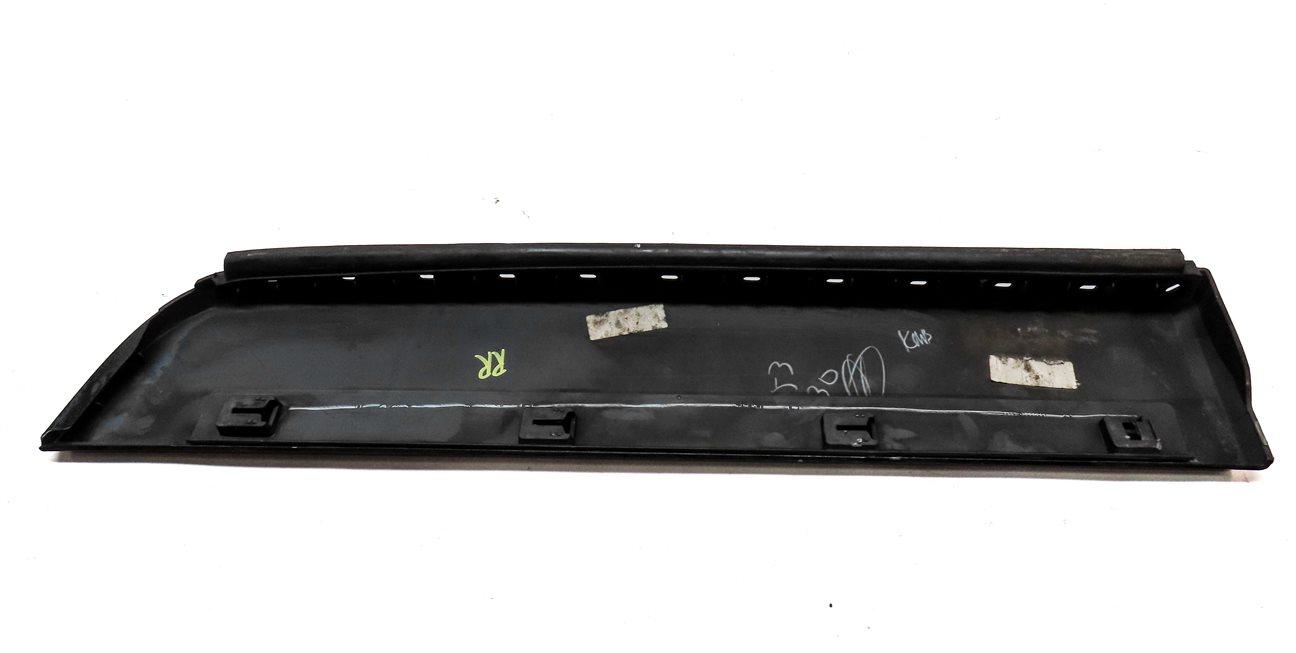 Thumbnail 5: 11-18 BMW X3 X4 (F25 F26) REAR RIGHT LOWER DOOR MOULDING TRIM (FOR w/ M PACKAGE)