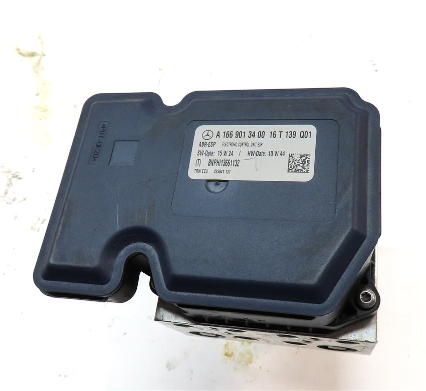Thumbnail 5: 2016 MERCEDES GLE (W166) ANTI-LOCK ABS BRAKE PUMP w/ MODULE