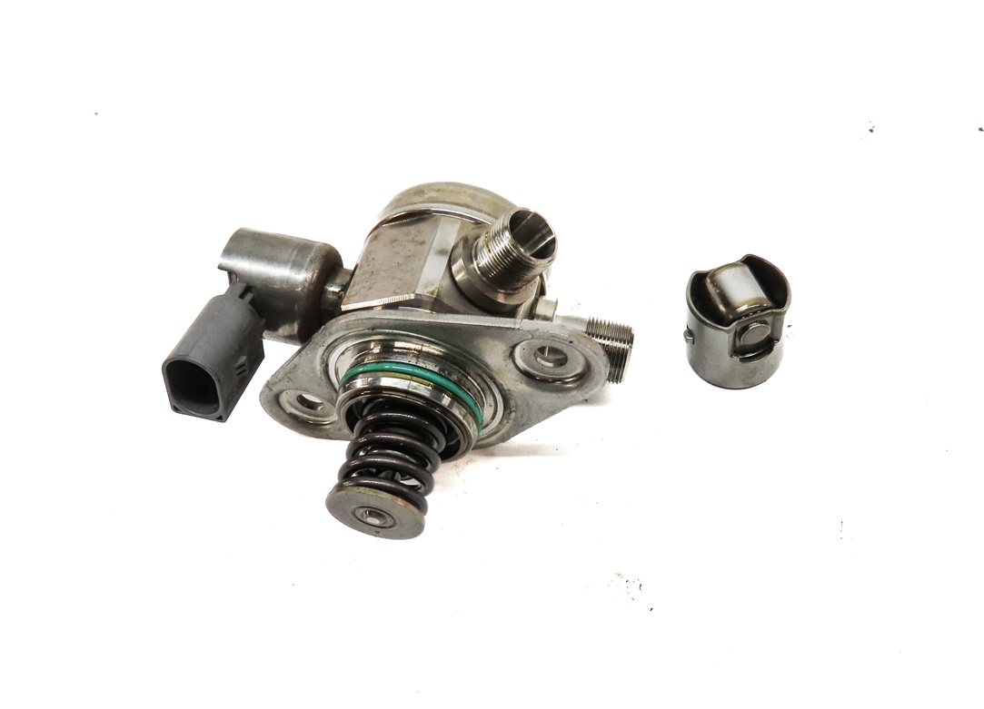 Thumbnail 2: 12-18 MERCEDES C E GLE GLK ML (W204 W207 W212 W166) M276 HIGH PRESSURE FUEL PUMP
