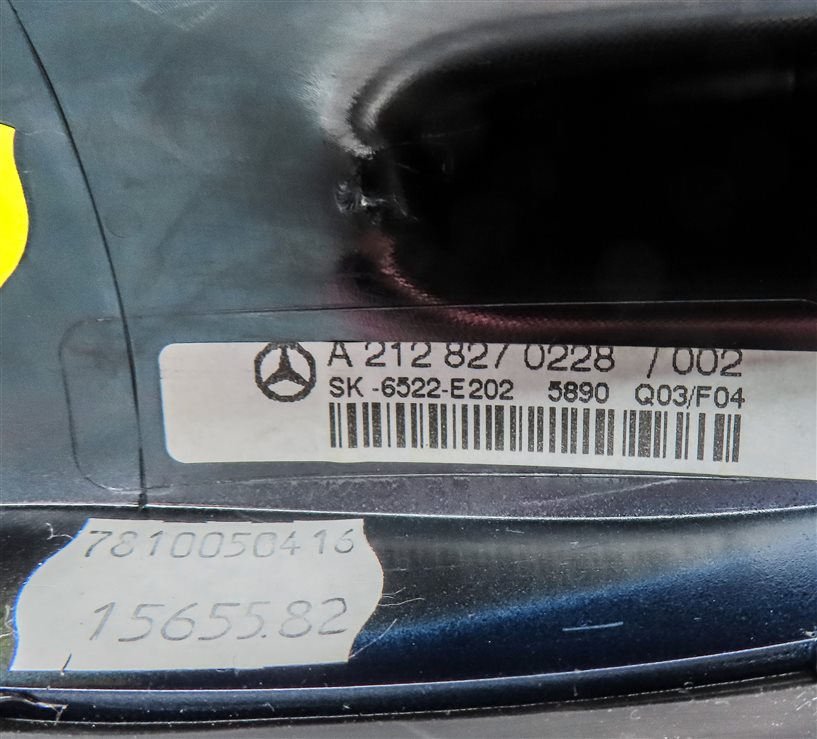 Thumbnail 7: 2016 MERCEDES GLE350 (W166) STEREO RADIO SHARK FIN ANTEENA COVER TRIM (BLUE)