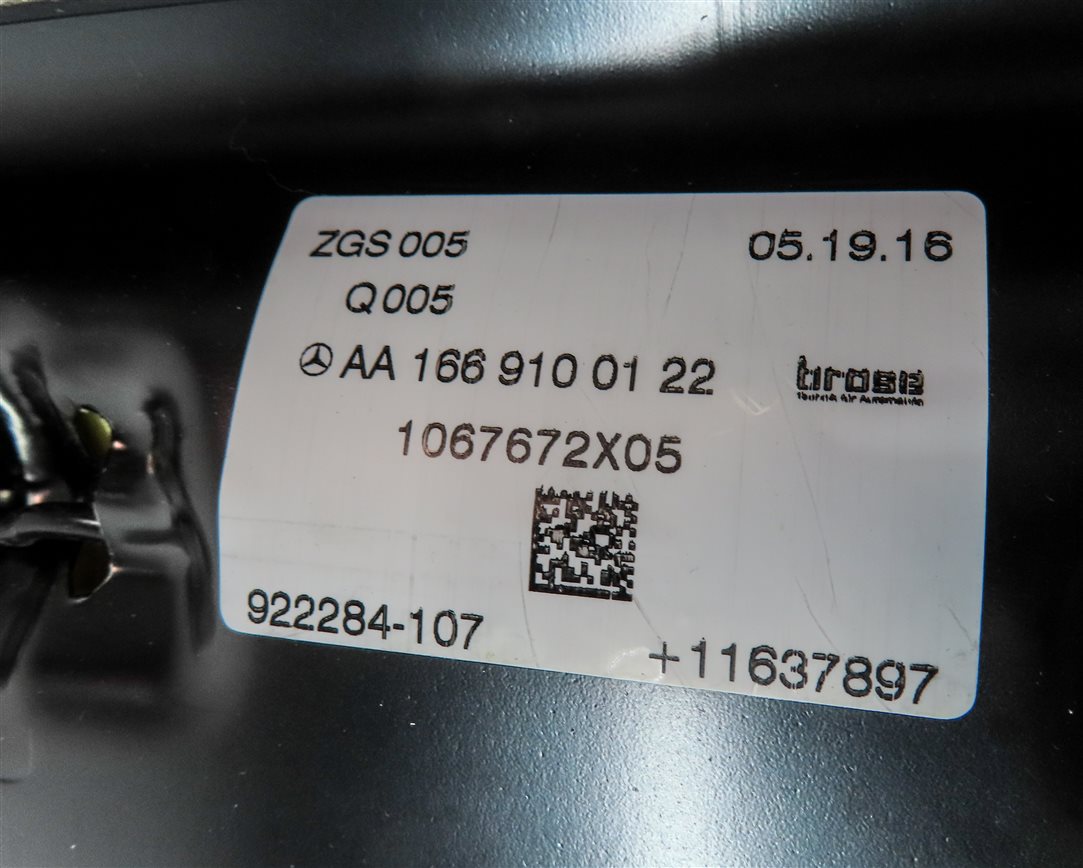 Thumbnail 7: 2016 MERCEDES GLE350 W166 FRONT RIGHT LOWER HEATED STANDARD SEAT CUSHION (BROWN)
