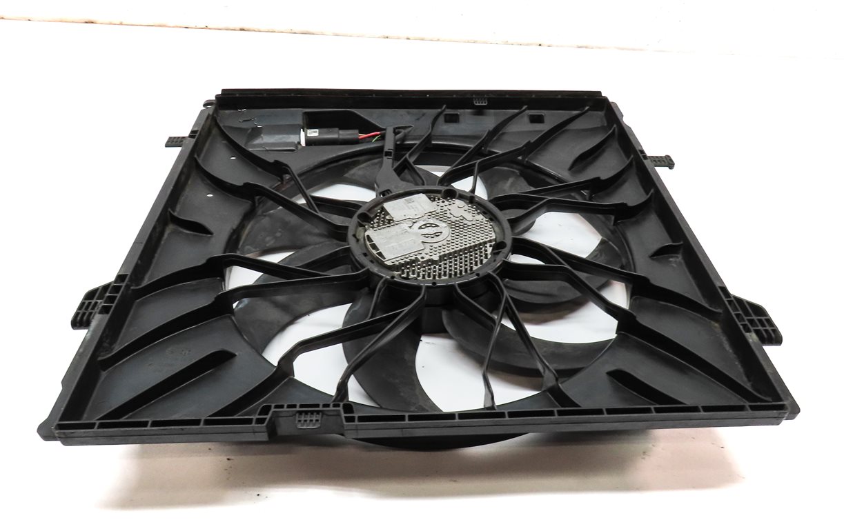 Thumbnail 5: 2012-2019 MERCEDES GL GLE GLS ML (W166 X166) 600w RADIATOR COOLING FAN ASSEMBLY