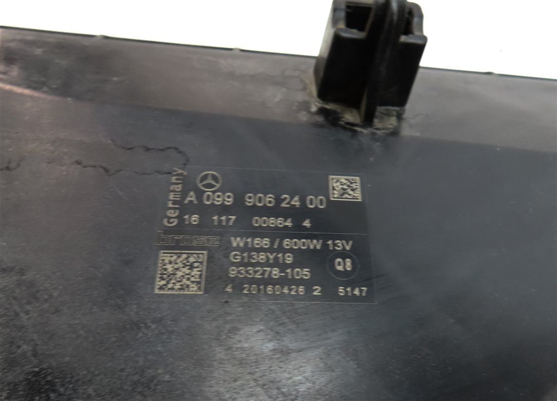 Thumbnail 8: 2012-2019 MERCEDES GL GLE GLS ML (W166 X166) 600w RADIATOR COOLING FAN ASSEMBLY