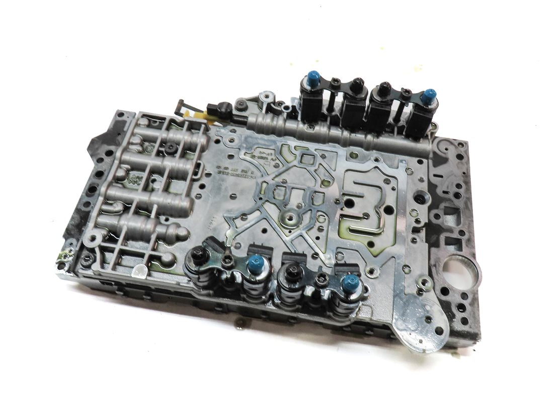 15-18 MERCEDES E350 GLE350 ML350 SLK350 (W166 R172 W212) TRANSMISSION VALVE BODY
