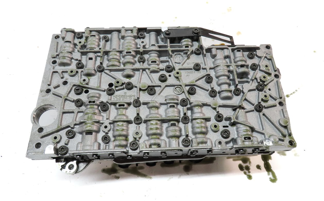 Thumbnail 5: 15-18 MERCEDES E350 GLE350 ML350 SLK350 (W166 R172 W212) TRANSMISSION VALVE BODY