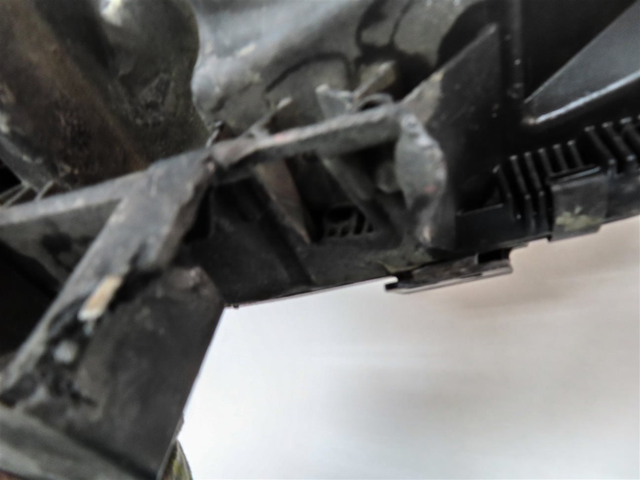 Thumbnail 7: 16-19 MERCEDES GLE CLASS (W166) LEFT DRIVER HALOGEN HEADLIGHT HEAD LIGHT LAMP