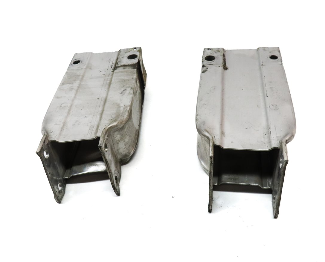 Thumbnail 2: 12-15 MERCEDES C CLASS (W204) FRONT BUMPER LEFT & RIGHT REINFORCEMENT BAR MOUNT