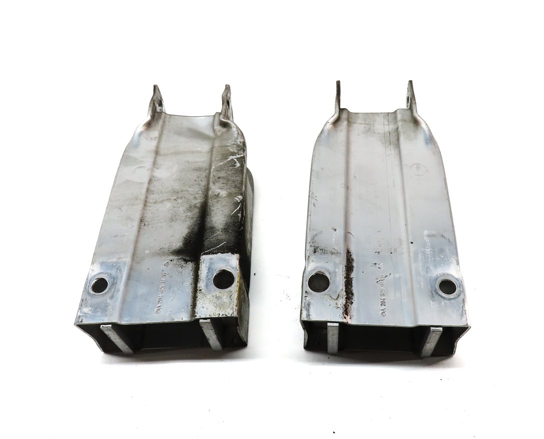 Thumbnail 4: 12-15 MERCEDES C CLASS (W204) FRONT BUMPER LEFT & RIGHT REINFORCEMENT BAR MOUNT