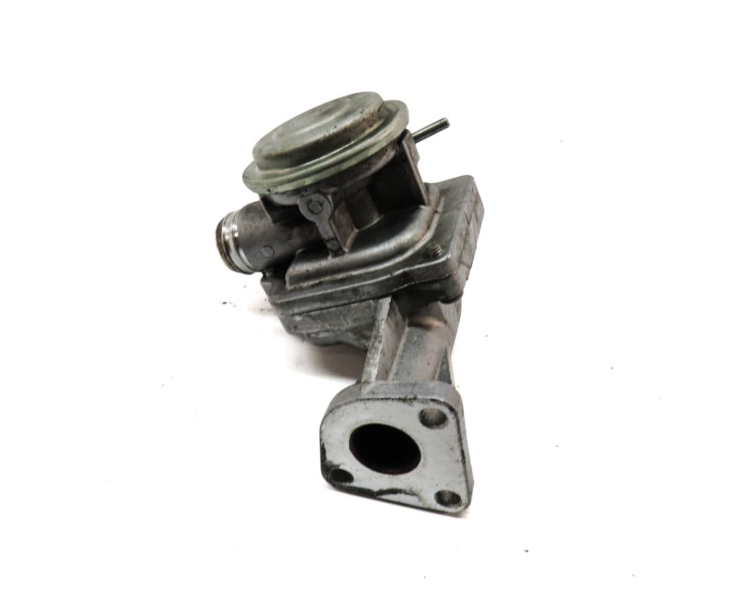 Thumbnail 5: 2012 MERCEDES C300 (W204) 3.0L (272.948) ENGINE EGR AIR PUMP CHECK VALVE