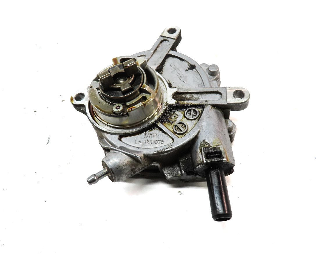 Thumbnail 2: 2008-2013 MERCEDES C250 C300 E300 E350 GLK S400 SLK (W204 W212 W221) VACUUM PUMP