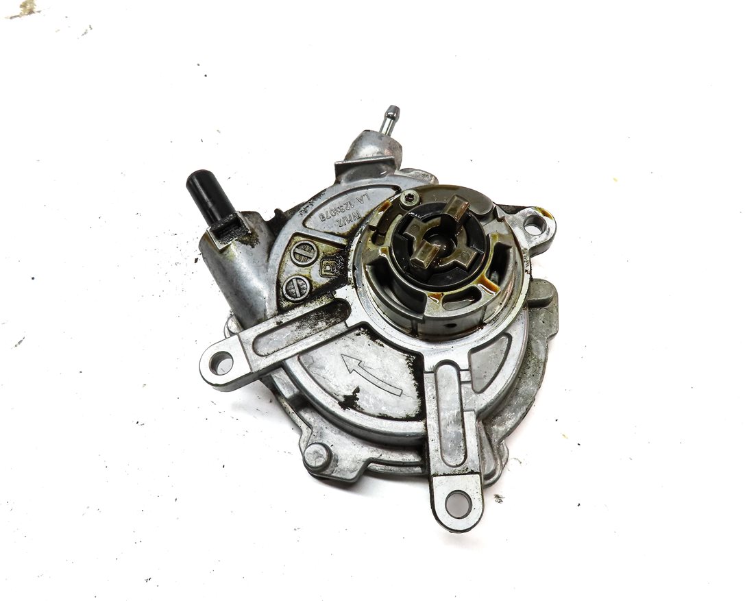 Thumbnail 4: 2008-2013 MERCEDES C250 C300 E300 E350 GLK S400 SLK (W204 W212 W221) VACUUM PUMP