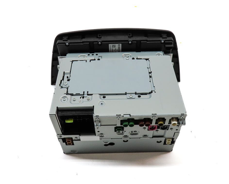 Thumbnail 7: 2012 MERCEDES C CLASS (W204) CD PLAYER NAVIGATION RADIO HEAD UNIT & BUTTON PANEL