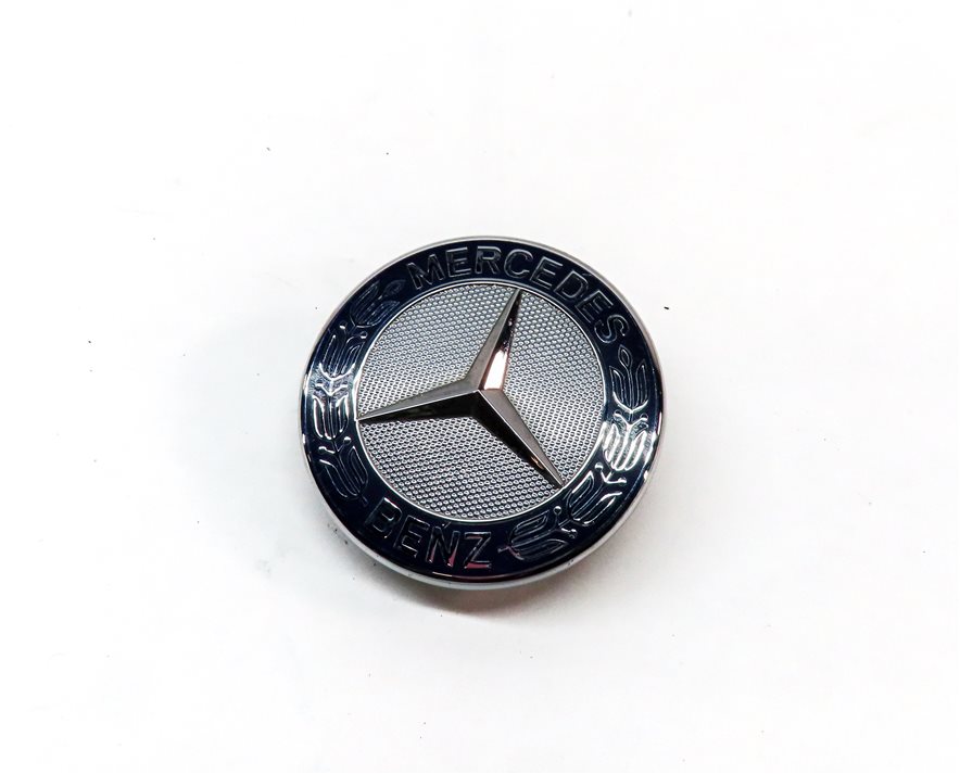 2012 MERCEDES C300 (W204) FRONT MERCEDES EMBLEM BADGE LOGO