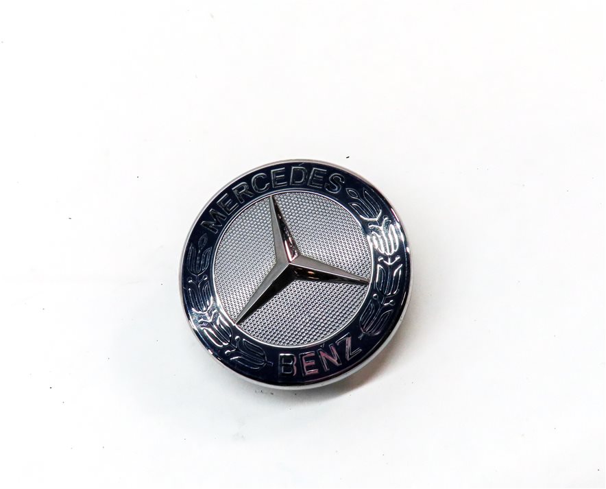 Thumbnail 3: 2012 MERCEDES C300 (W204) FRONT MERCEDES EMBLEM BADGE LOGO