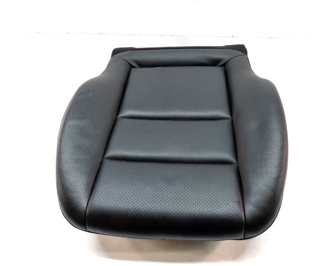 Thumbnail 2: 2012 MERCEDES C300 (W204) FRONT RIGHT LOWER HEATED SPORT SEAT CUSHION (Black)