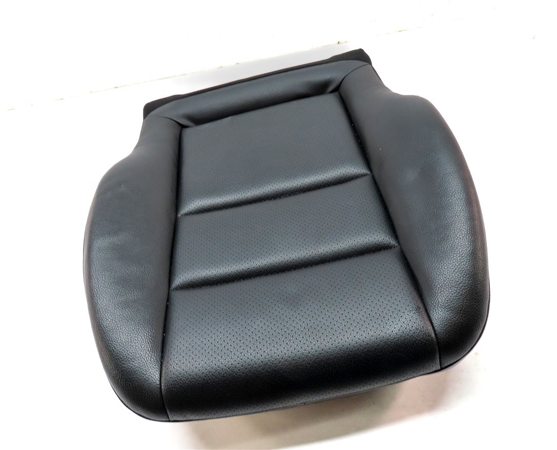 Thumbnail 3: 2012 MERCEDES C300 (W204) FRONT RIGHT LOWER HEATED SPORT SEAT CUSHION (Black)