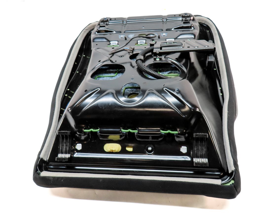 Thumbnail 6: 2012 MERCEDES C300 (W204) FRONT RIGHT LOWER HEATED SPORT SEAT CUSHION (Black)