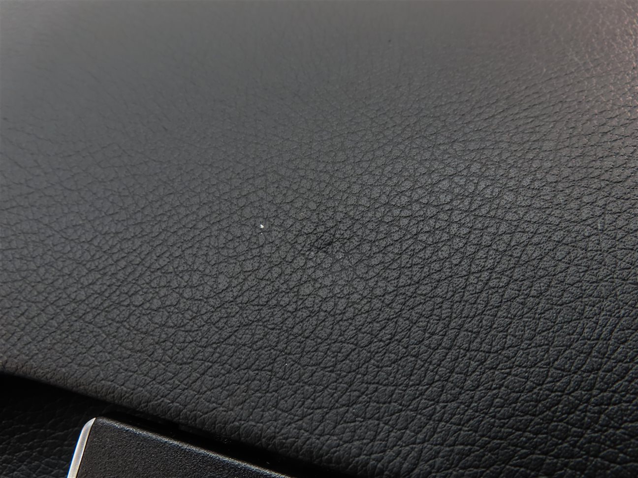 Thumbnail 7: 12-14 MERCEDES C250 (W204) RIGHT PASSENGER GLOVE BOX STORAGE COMPARTMENT (Black)