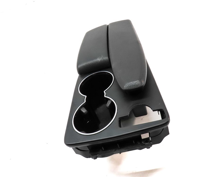 Thumbnail 3: 12-15 MERCEDES BENZ C250 C300 C350 (W204) COUPE / SEDAN CENTER CONSOLE (Black)