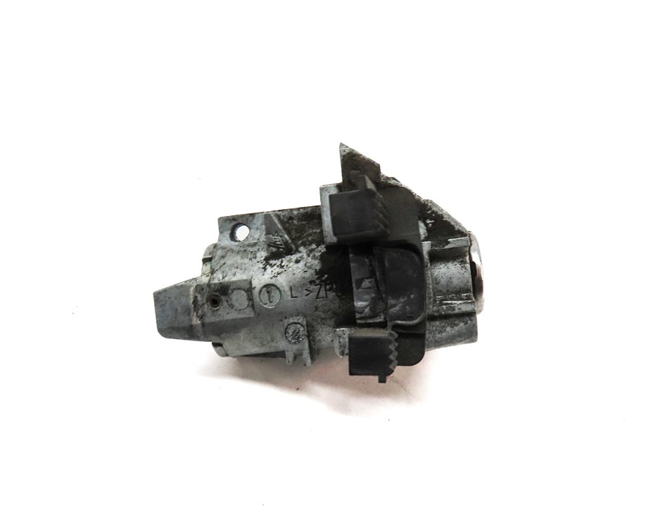 Thumbnail 8: 2012 MERCEDES C300 (W204) FRONT LEFT DRIVER REAR TRUNK LOCK CYLINDER & KEY SET