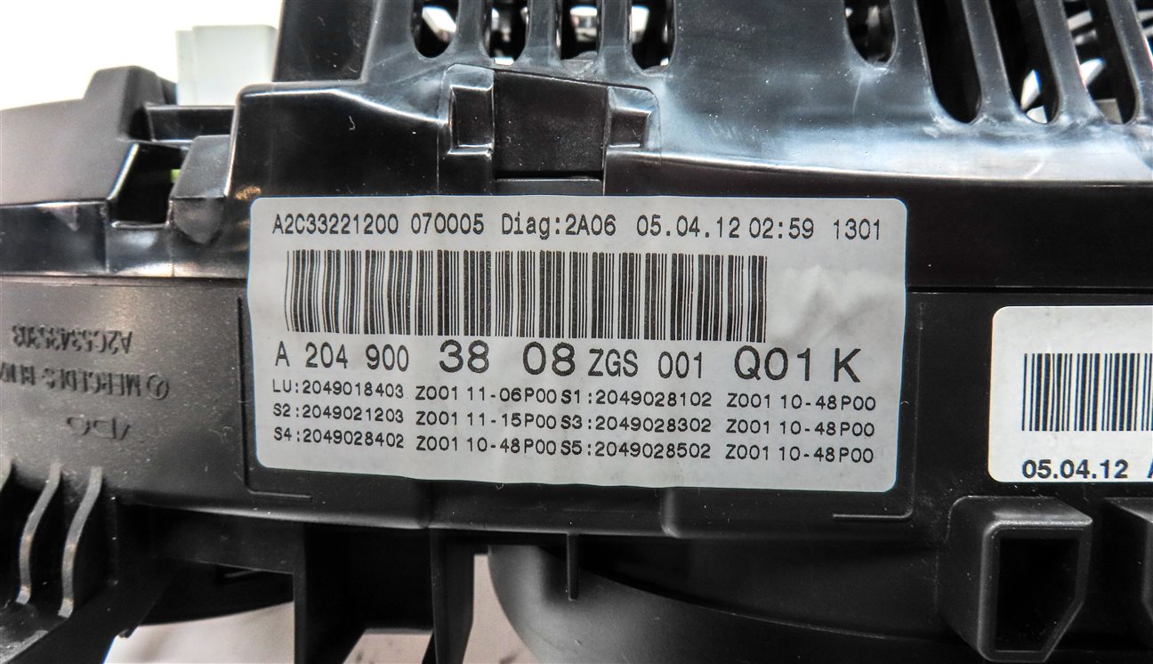 Thumbnail 7: 2012 MERCEDES C250 C300 C350 (C204 W204) SPEEDOMETER GAUGE CLUSTER (142k)