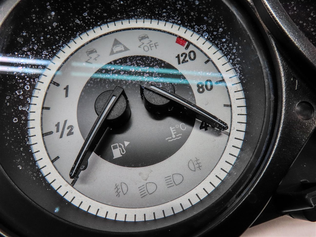 Thumbnail 8: 2012 MERCEDES C250 C300 C350 (C204 W204) SPEEDOMETER GAUGE CLUSTER (142k)