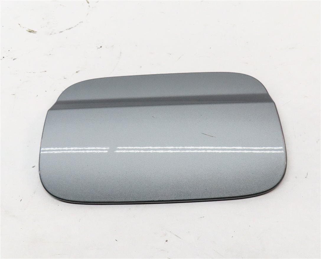 Thumbnail 2: 2008-2014 MERCEDES C250 C300 C350 C63 (W204) FUEL TANK DOOR TRIM COVER (Silver)