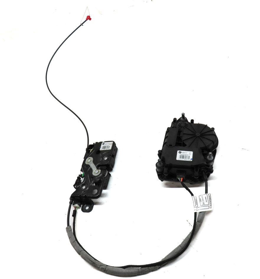 Thumbnail 4: 2016 BMW 750i (G11) REAR TRUNK STRIKER PLATE LOCK LATCH w/ ACTUATOR MOTOR